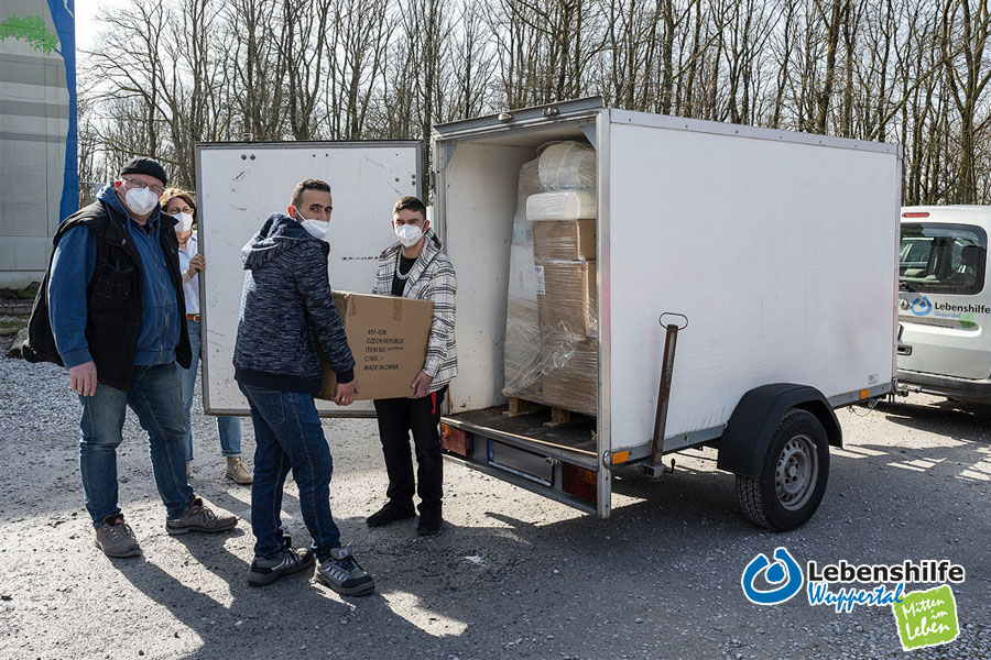 Die Hilfsgüter, die von der Lebenshilfe Wuppertal gespendet wurden, wurden am Wochenende durch die Organisation „Mensch zu Mensch“ in die Ukraine  transportiert.