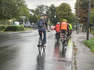 Rad-Demo - leider im Regen, aber cool