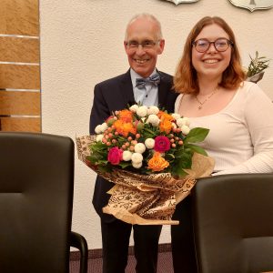 Im Bild zu sehen sind Stefan Kühn und Denise Frings, Fraktionsvorsitzende von Bündnis 90/Die Grünen Wuppertal 